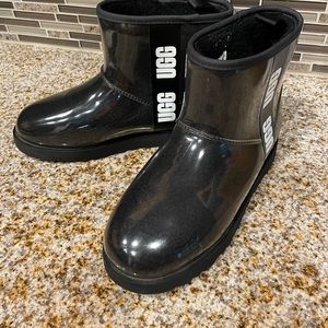 UGG Classic Clear Mini Boots Black Size 10